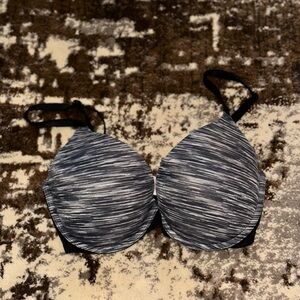 Victoria's Secret Black and Gray Bra Intimates